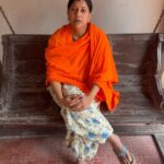 Shweta Gulati Instagram – @narendramodi @myogi_adityanath im worried for the safety of sevakars and animals🙏🏻. Kya maa, beti, behen, janani, kanya, annapurna sadkon pe pitengi? Hume goli se maara jayega?