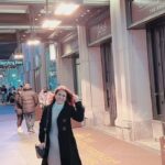 Shweta Gulati Instagram – This was 2nd Jan 2022. 🩷 
My solo trip to NYC. 
Went to watch Lion KINg, bent forward to pick my phone which fell down in middle of the show n ended up with a cut on my forehead still don’t know how. Had a bleeding forehead and fully panicked stuff at the theatre. 🤣🤣 
What fun!!! 

Going down memory lane. ❤️❤️❤️