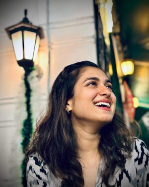 Shyamoupti Mudly Instagram - Love isn’t something you find
Love is something that finds you.

#shyamoupti#love#life#happy#stayhappy#stayhealthy