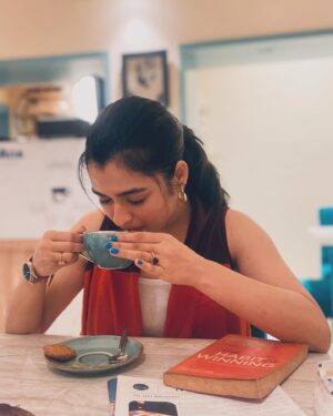 Shyamoupti Mudly Instagram - ♥️♥️

#shyamoupti#time#life#love#happy#space#metime#stayhappy#stayhealthy