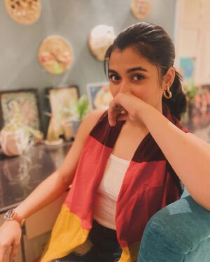 Shyamoupti Mudly Instagram - ♥️♥️

#shyamoupti#time#life#love#happy#space#metime#stayhappy#stayhealthy