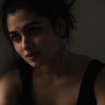 Shyamoupti Mudly Instagram - ……………….🖤 #shyamoupti #life #me #love #story #innerme #space #time #stayhealthy #staystrong