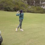 Sigi Wimala Instagram – Mostly bad #golfingaround #learningthegameofgolf