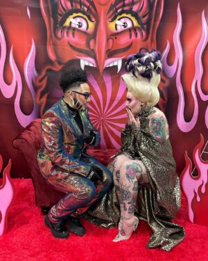 Sigourney Beaver Instagram - 👹👹Caught some cutie pics with all these cool kids at @rupaulsdragcon 👹👹