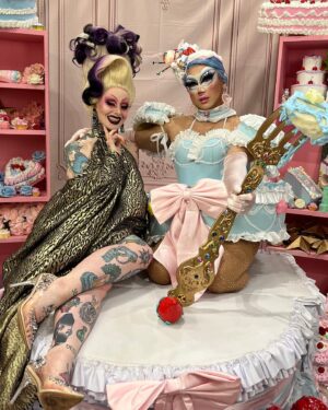 Sigourney Beaver Instagram - 👹👹Caught some cutie pics with all these cool kids at @rupaulsdragcon 👹👹