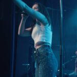 Sigrid Instagram - 2 sold out nights in Bergen to celebrate the Hype EP 🤙🤙🤙 get your tickets for the last dates on the Norway tour on thisissigrid.com/live 📸 by @rojferman