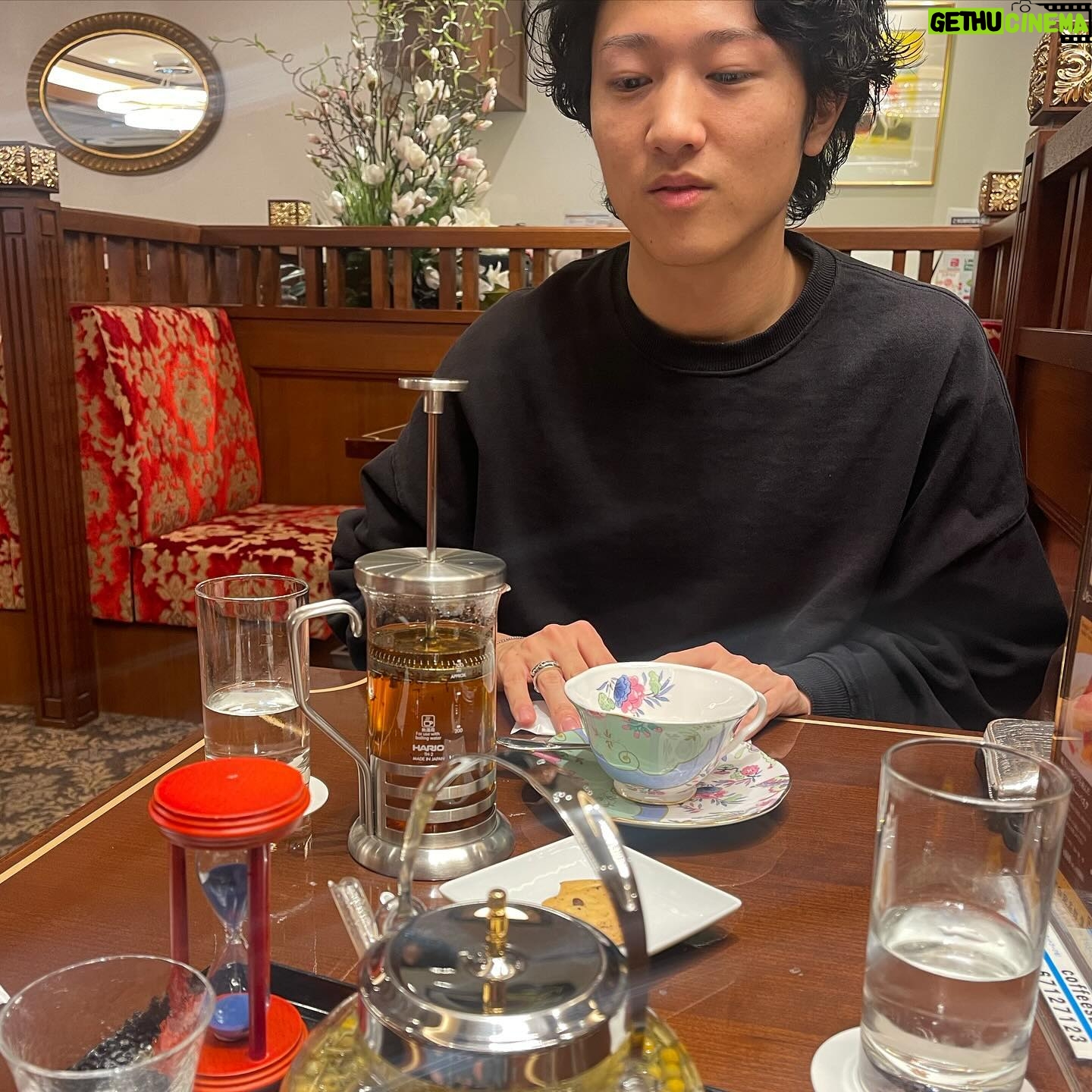 Sigrid Instagram - the trip made it out of the group chat 🫡😭 @askjells and I have been talking about making music abroad for so long, and Tokyo’s always been top of the list. 💕 so excited to be back here again! we’ve got a studio booked and about 50 saved spots on maps to explore. any recs pls lmk. in the words of Todd Terje: it’s album time ✨✨✨🐈🐈⬛✨✨