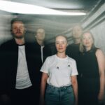 Sigrid Instagram - 10/10 tour 🌷🌷🇲🇽🇧🇷🇦🇷🌷🌷 Santiago tonight!