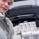 Sigrid Bonde Tusvik Instagram - «Livet er et dugnad - man må alltid dugnad» - Fritt etter @mayoo.indiran