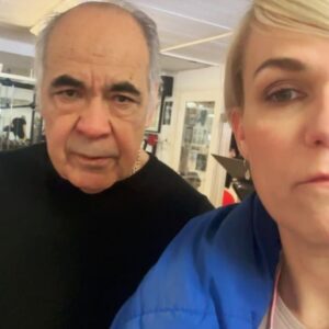Sigrid Bonde Tusvik Instagram - Hadde gym siste time idag. Fornøyd! Det var også min altfor personlige trener: @shoukatchangezi #tøyenfitnessogkaffe