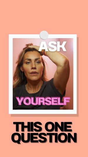 Silje Torp Instagram - Sister! ♥️ Ask yourself this ONE question. 👆🏻Every. Damn. Day. 🔥

(Yup, my brothers need this, too! But this one is communicated with a deeply female perspective. No need to mansplain or feel left out by it. Thank you!😄) 

I do a lot of these empowering teachings inside my course- and SOON: COMMUNITY!⚡️ (more about that later!🥳) 

#empowerment #babystepstobadass #sisterhood #stepintoyourpower