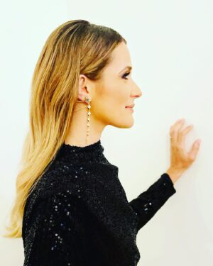 Sílvia Alberto Instagram - Obrigada pela boa recepção @montebeloalcobaca #paulafarraiastyling #amarianaroxonaoteminstagram