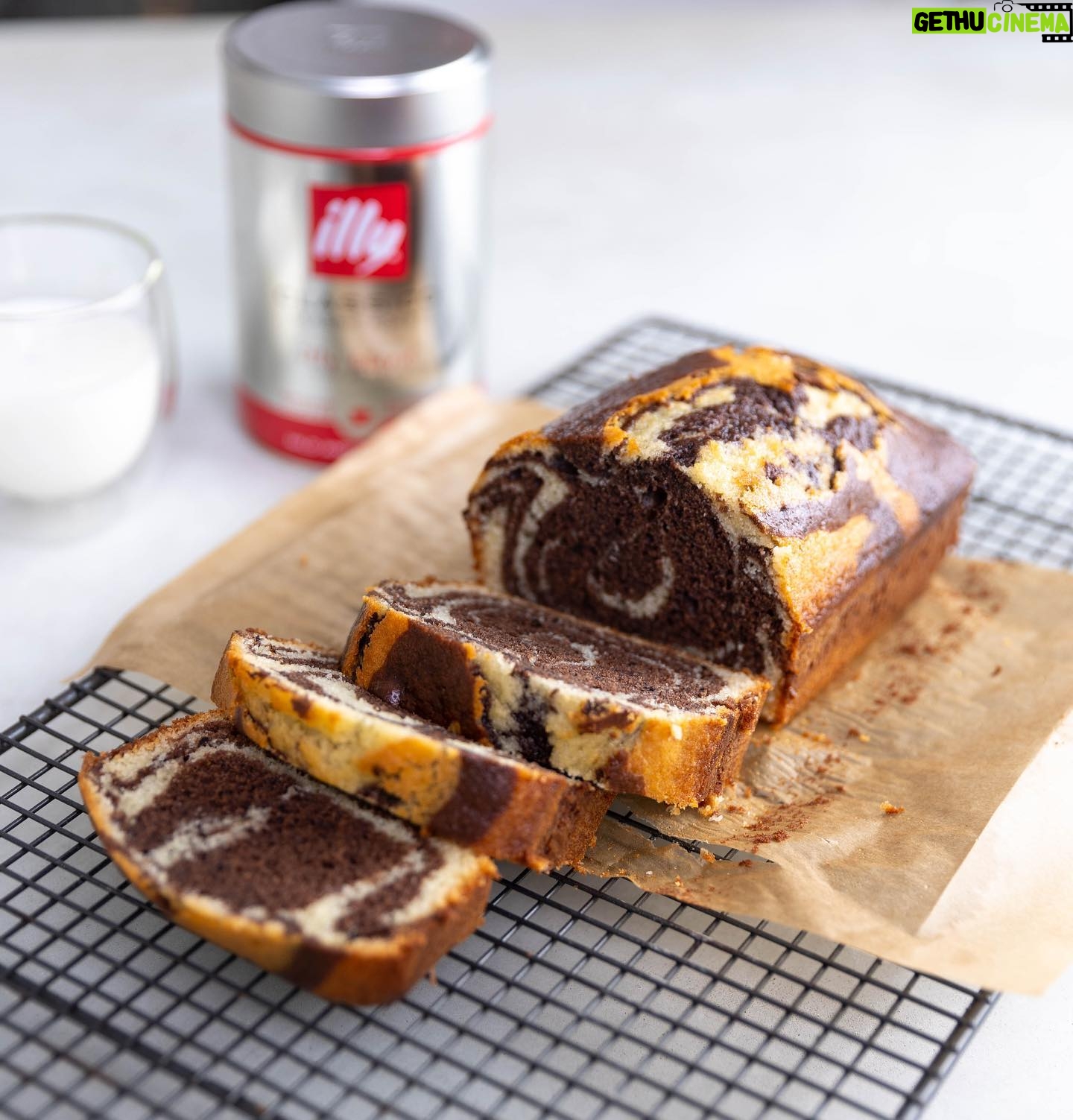 Silvia Colloca - 1.3K Likes - I make this tea cake more than I make tea! It’s so so good. Look at those hypnotic swirls of cocoa and @illyinaustralia
Espresso and Vanilla Swirl Loaf Cake
From my new show @silviasitalianmasterclass
Ingredients
3 eggs
180 gr caster sugar
200 gr self-raising flour
65 gr almond meal
60 ml (1/4 cup) extra virgin olive oil
1/2 cup (125ml) Buttermilk
1 teaspoon of vanilla extract
3 tablespoons of dark cocoa
50 ml of espresso (replace with same amount of warm milk or water if coffee is not your vibe)
Method
Preheat the oven to 180C. Grease a loaf tin.
Whisk eggs and sugar until pale and creamy.
Add the oil, buttermilk and the vanilla.
Gently fold in the flour, well sifted. Mix until the batter is combined, then add almond meal and mix to combine.
Pour 1/2 of the mix into one bowl and the other half into another bowl along with the cocoa powder and espresso. Evenly dollop batter into the baking tin alternating between both mixtures to create a swirl pattern. Add 3 tablespoons of dark cocoa and the espresso to the remaining cake batter and mix until smooth.
Dollop the cocoa mix on top of the vanilla mix and , using a fork or a chopstick, to swirl the two batters together. Bake for 35-40 minutes, or until a skewer comes out clean. Allow to cool before serving.
@channel10au @10playau