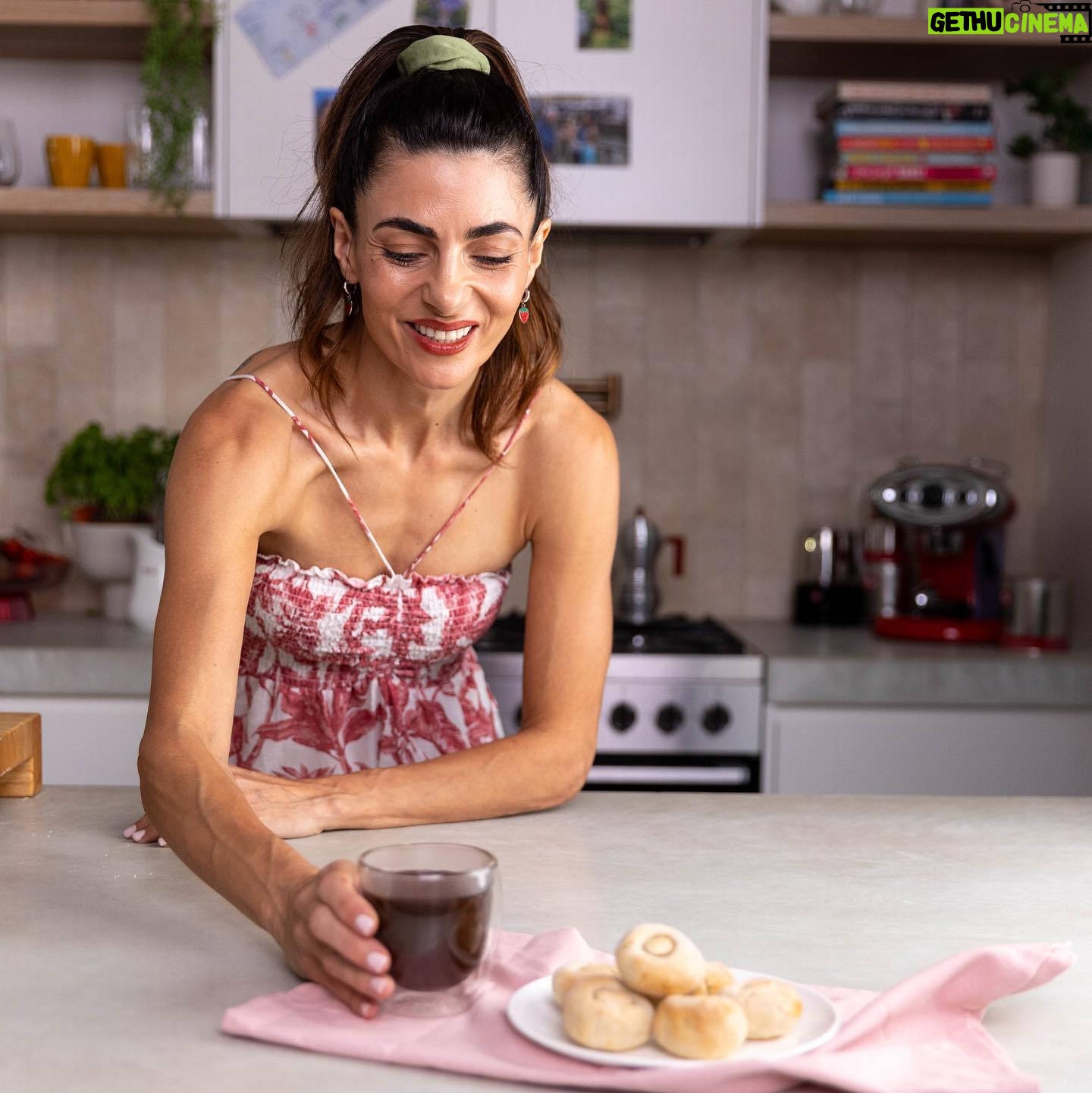 Silvia Colloca - 1.1K Likes - A little sweet moment, with all the Italian flaire. We do hot chocolate thick and dense…. Highly addictive… add a touch of @illyinaustralia for an extra boost!
@silviasitalianmasterclass
Italian Style Espresso Hot Chocolate with Almond Cookies
Ingredients
For the hot chocolate
Serves 2
2 tbs Dutch cocoa powder
80 g (1/3 cup) caster sugar
2 scant tablespoons cornflour
1/2 teaspoon vanilla bean paste
500 ml (2 cups) milk
2 shots of freshly brewed espresso coffee
2 tablespoons dark chocolate chips
Method
Combine the cocoa, caster sugar, cornflour, vanilla in a small saucepan.
Pour in 3 tablespoons of the milk and whisk until the mixture turns into a sticky, dark brown paste. Slowly add the rest of the milk, whisking enthusiastically as you go to prevent any lumps from forming. Add the espresso shots and stir through.
Place the saucepan over medium heat and bring to a simmer, stirring constantly with a wooden spoon or spatula. Reduce the heat to low, add the chocolate chips and cook, stirring, for 2–3 minutes or until the hot chocolate starts to thicken. Turn off the heat, serve hot.
For the almond cookies
makes 18
2 egg whites, at room temperature
170 g caster sugar, plus extra for rolling the cookies in
300 g almond meal
2 teaspoons vanilla extract or paste
finely grated zest of 1 lemon
18 blanched almonds
Method
Preheat your oven to 160°C fan forced, 180 C conventional
Place almond meal in a large bowl, add vanilla, lemon zest and egg whites and mix with your hands to form a paste.
Shape the paste into balls, roll them in the sugar, then gently push your thumb into the middle of each ball and top with a blanched almond
Place the cookies in a baking tray lined with baking paper and bake for 18-20 minutes or until the base of the amaretti looks firm and slightly golden.
Cool them on a rack for at least 10 minutes before eating