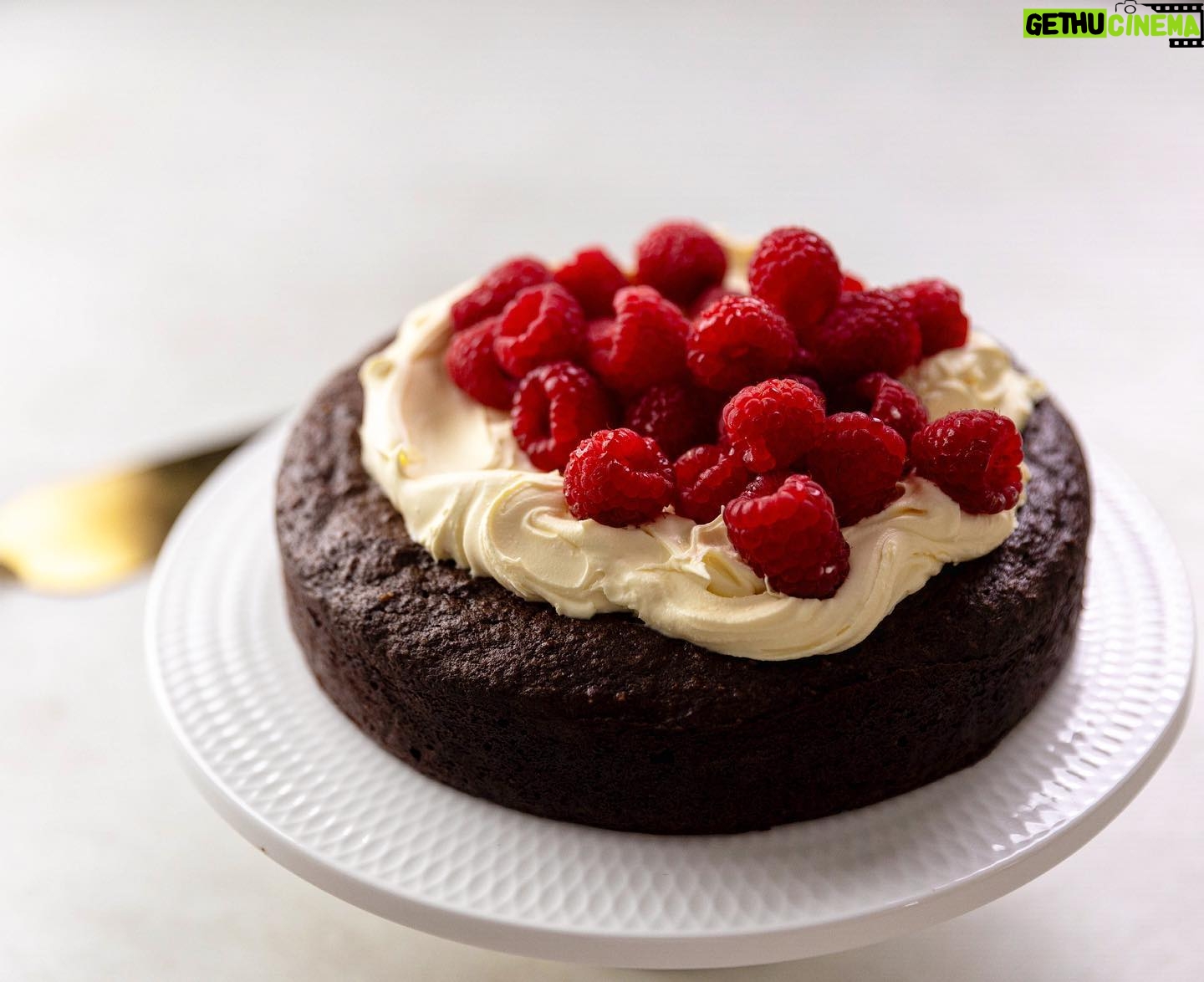 Silvia Colloca - 1.2K Likes - The most delicious, decadent and satisfying chocolate cake! None of the gluten and all of flavour! With hints of hazelnut and the boost of @illyinaustralia to make the chocolate more chocolat-ty!
@silviasitalianmasterclass @10playau @channel10au
150 gr of unsalted butter
160 gr of 70 % dark chocolate
45 gr of dutch cocoa powder
50 ml espresso coffee
1 teaspoon of vanilla extract
200 gr of firmly packed brown sugar
4 eggs
120 gr of hazelnut meal
Pinch of salt
Serve with mascarpone and berries
1. Heat your oven to 160 C
2. Melt the butter with the chocolate in a double boiler
3. Pour the hot coffee into a bowl with the cocoa powder and whisk until there are no lumps. Add the
vanilla and mix. Add the cocoa mixture to the buttery melted chocolate and stir to combine.
4. In a separate bowl, cream the yolks with the sugar with a whisk or an electric beater until fluffy then pour
in the chocolate mixture. Add the hazelnut meal and stir to combine.
5. In a clean, dry bowl, beat the egg whites with a pinch of salt until soft peaks form. This will take about 1
minute if using a hand-held electric beater. A fair bit more if doing by hand...Gently fold the egg whites through the chocolate mixture using a large metal spoon. Pour the batter into a 20 cm round cake tin, lined with baking paper. Bake for 40/45 minutes or until the edges are firm and the surface it slightly cracked and feels soft in the middle.
6. Once cool it can be topped with strawberries, berries cherries, and mascarpone, cream or both!
Serving plate by @maxwellandwilliamsofficial