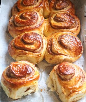 Silvia Colloca Instagram - Go back 1 post for the full recipe and reel. 
I need to make them again, that are so good!!
#cinnamonrolls