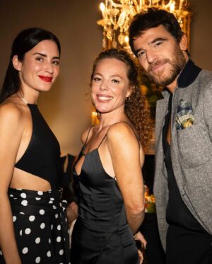 Silvia Marty Instagram - @carolinaherrera ✨Noche de arte✨ Inauguración de la exposición Maestras @museothyssen Presentación del libro Coloramina
