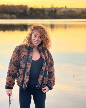 Silvia Marty Instagram - 🍁🍁🍁
@antikbatik_paris