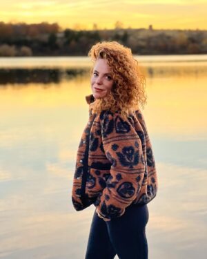 Silvia Marty Instagram - 🍁🍁🍁
@antikbatik_paris