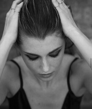 Silvia Mazzieri Instagram - E solo allora senti profondamente che le cose importanti e che desideri adesso sono pochissime e semplici, molto più semplici di prima 🤍