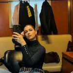 Silvia Mazzieri Instagram - Random #setlife #leondedelpassato