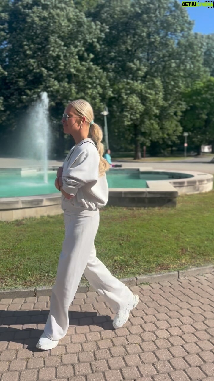 Simona Krainová Instagram - Tak zase na cestách🤟tentokrát krásné lázeňské město Piešťany❤️ @thermiapalace @ensanahotels.sk