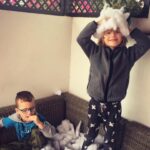 Simona Krainová Instagram - Jsem hrdá máma..děkuji za to každý den,že jsem měla tu čest přijít na to,co je opravdu důležité a má smysl..našla jsem tu nejčistší lásku na světě..všem maminkám přeji štastné,zdravé děti plné lásky a empatie,kterou náš svět tak moc potřebuje🙏děkuju táto @karelvagner skvělá práce😁🙏❤️miluju moji rodinu🫠 #happymothersday
