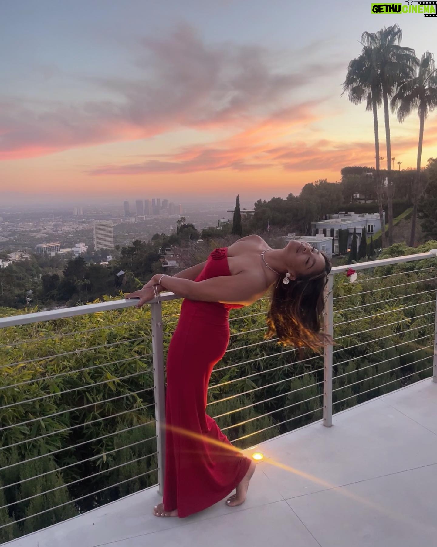 Simone Joy Jones - 16.6K Likes - 🎂
Birthdays mean a lot to me because I’m very aware of time spent. I have worked on being present every moment of my life. The painful, the fun, the chaotic and the quiet. I’m truly honored I get to live at this moment, at this time, in this body, with this mind.
Life is too long to not fall in love with it.
Thank you for spending time with me, watching my work, I know it’s our most valuable thing, we don’t ever get back and I am grateful everyday for that.
Special Thanks to the people who made this possible & make me feel so beautiful!
@styledbyfern
@iamzullyp
@justinesphotography_
@daveedderval
@celebritychefnickey
@djmylesp_
Face: @sage.white
Hair @kittywedie