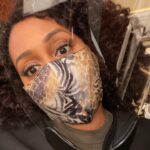 Simone Missick Instagram - About last night... first late night shoot I’ve had in a while on @allrisecbs ♥️I felt like a kid again 😂 Custom face mask courtesy of @icurenudity 👏🏾👏🏾👏🏾