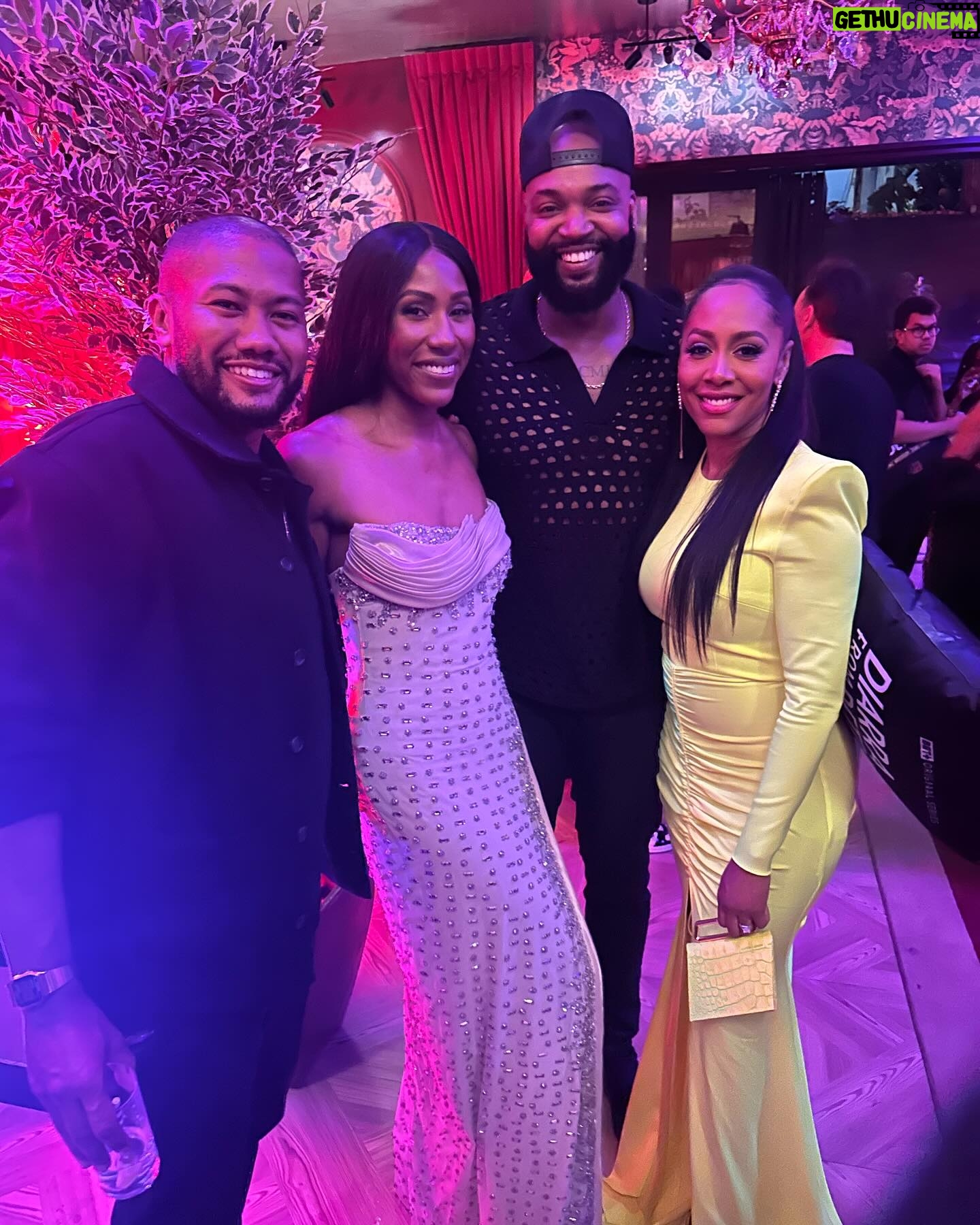Simone Missick Instagram - About last night…so many reunions… Detroit, Bates Academy, Howard University, In the Red and Brown Water, and my All Rise Family…my heart is full celebrating my friends @diarraoni @jon.chaffin @therealbtc and their new show #diarrafromdetroit 💚 download @betplus for free and watch! @kymmyizabeauty MUA @angelacstyles HAIR @tsmgofashionrental jewelry and bag Arm candy 🍭 @dorianmissick