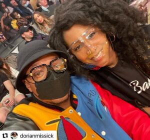 Simone Missick Instagram - Good Game. Pistons vs Lakers. A long way from the cheap seats at #palaceofauburnhills growing up…I’m rooting for #teammissick 🤎 #datenight 
#greatbasketball #thingswillneverbethesame 
🕊🤍

#Repost @dorianmissick with @make_repost
・・・
Date Night. Good win Lakers✊🏾. #SometimesWeLeaveTheHouse #TheMissicks