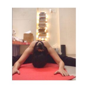 Simran Pareenja Instagram - I bend so I don’t break🧘‍♀️