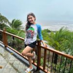 Simran Kaur Hundal Instagram - Wearing my favourite Tshirt , shorts and arm candy 🤭🧿 . . . . . . . . . . . . #simranhundal #simrankaur #simrankaurhundal @sikander747 #mrandmrsvirk #couplesgoals #love #rain #beach #maharashtra