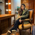 Simran Kaur Hundal Instagram - Baby its cold outside 🥶 . . . . . . . . . . . #simrankaur #simrankaurhundal #chandigarh #vanityvandiaries