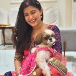 Simran Kaur Hundal Instagram – It was my baby’s birthday a few days ago @oliveakatidi ❤️ my sunshine 🤗
.
.
.
.
.
.
.
.
.
.
#simrankaur #simrankaurhundal #simranhundal #olive #shihtzu #puppiesofinstagram #dogsofinstagram #truelove