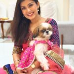 Simran Kaur Hundal Instagram – It was my baby’s birthday a few days ago @oliveakatidi ❤️ my sunshine 🤗
.
.
.
.
.
.
.
.
.
.
#simrankaur #simrankaurhundal #simranhundal #olive #shihtzu #puppiesofinstagram #dogsofinstagram #truelove