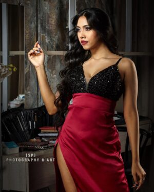 Simran Khan Instagram - #simrankhan #model #actress #mumbai #fashion #photography  #spphotographyandart