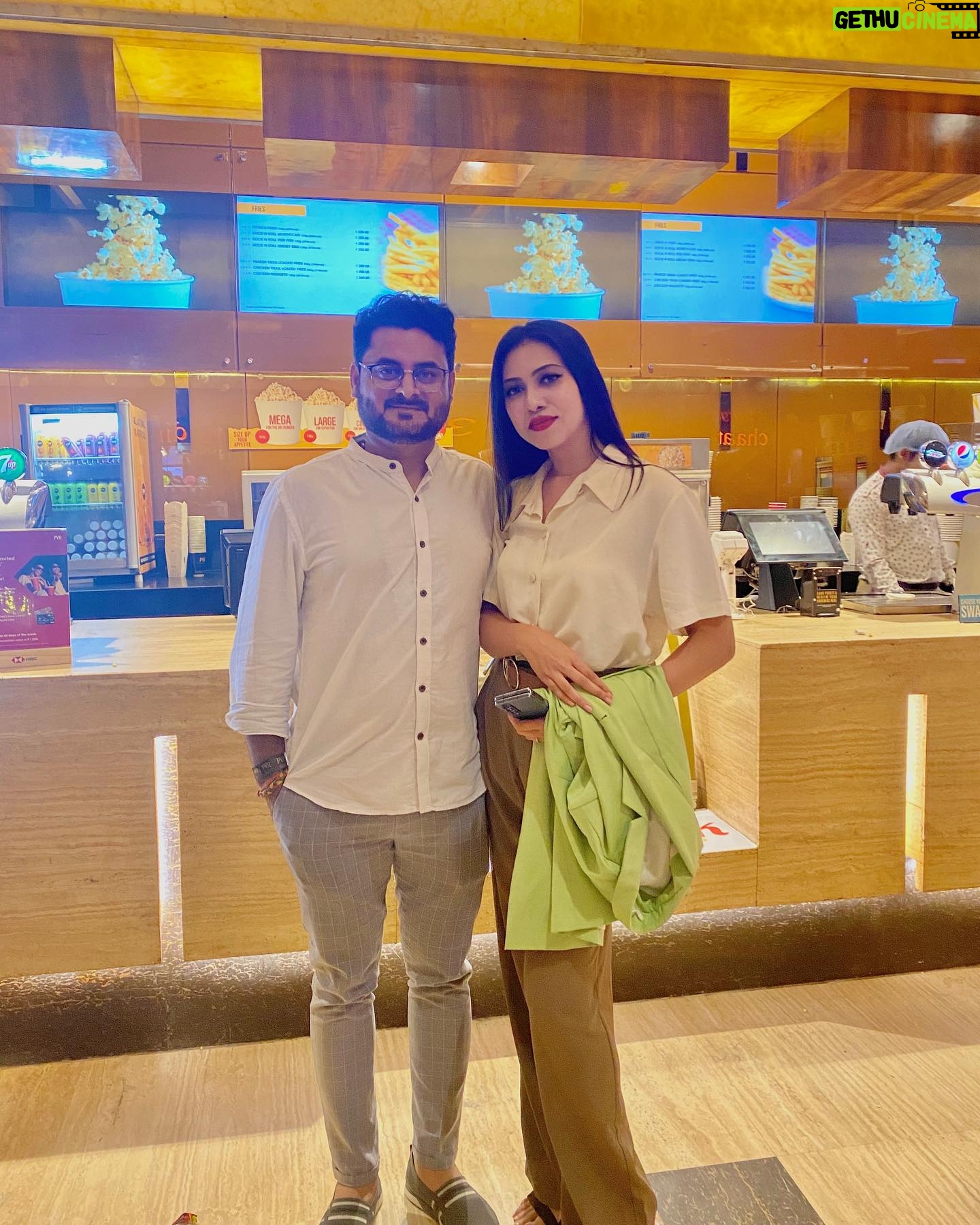 Simran Khan Instagram - 21/07/23 At the Screening of Ajmer92✨ @reliance.entertainment @ajmer92movie . . . . . #movies #buzz #screeningday #ajmer92 #bollywood #film #actress #movietalkies #instafashion #instagood #simrankhan