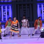 Simran Khan Instagram - Creativity is a habit, and the best creativity is the result of good work habits. . . . #dance #danceevent #choreographerlife #events #simrankhan #southdance #lovemyteam❤️ #lovemyjob