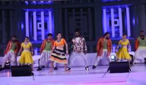 Simran Khan Instagram - Creativity is a habit, and the best creativity is the result of good work habits.
.
.
.
#dance #danceevent #choreographerlife #events #simrankhan #southdance #lovemyteam❤️ #lovemyjob