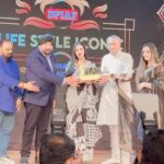 Simran Khan Instagram – Patience and Dreams❤️✨

Thankyou @dpiafofficial @kalyanjijanaofficial 
Grateful to receive the Award of best actress in Promising role for the movie Ajmer92🙌

.
#reels #dreams #awardee #explorepage