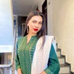 Simran Khan Instagram - Be kind whenever possible, the destiny waits to reward you. Eid Mubarak ✨ #2023 . . . . . . . . . . . . . . . #eidmubarak #eidoutfit #spreadlove #staysafe #stayhealthy #bekind #beyou #loveyourself #positivevibes #picoftheday #happysoul #instafashion #instalove #igers #actress #simrankhan