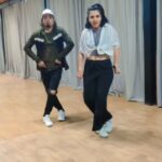 Sindhu Lokanath Instagram – Come fanaaa with us.💃
Choreography- @jusslitat 
Dance studio- @sdc_dance_n_fitness
Partnership with @manj.mj.3 
.
#bollywoodsongs #dancing #livelovedance #danceforlife #danceinmyheart #dancingstars #sandalwood #fanaa #instareels #dancingwiththestars #fun #reels #danceforever #trendingreels #bollywoodreels #fanaareels #yuva #dancingreels #reelsforfun #viralreels#danceforfun#danceyourheartout