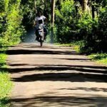 Sindhu Lokanath Instagram - Feels Retrrrrooooooo 🏍️ . #coorgdiaries #yamaha #bikelover #yamaharx100