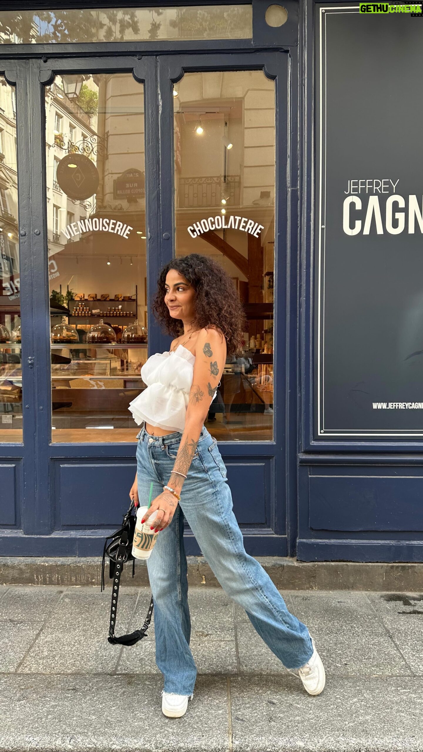 Sindy Michelle Claudia Auvity Instagram - Un p’tit rappel qui fait jamais de mal 🫶🏽🫧