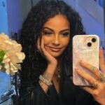 Sindy Michelle Claudia Auvity Instagram - Mi septembre déjà, je sais pas où cours le temps mais punaise, comment se passe votre mois de septembre ? 🫶🏽