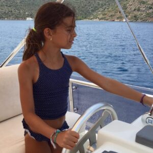 Sinem Güven Instagram - Kaptan-ı Defnem ❤️🙏🏼 #tbt2015summer