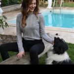 Sinem Öztürk Instagram – Arno baba oldu 🥳 🤍 Bu vesile ile eskilerden mutlu fotoğraflar buldum 💃🏻