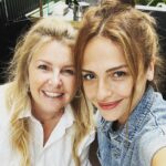 Sinem Öztürk Instagram – Kilitli kapıları açmaya hazır mısınız? ‘Rüzgarlı Evi’ izleyince de çok seveceksiniz 🤍  #rüzgarlıev #banukoccakan #senaryo @banukoccakan @ruzgarlievkitap