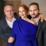 Sinem Öztürk Instagram – Canım annemizin yanımızda olmadığı ilk galamızdı..O bu filmi çok sevmişti..Biricik eşim filmimizi güzel anacığıma ithaf etti..🙏🏻Kalbimizde, aklımızda her anımızda hissediyoruz güzel meleğimi..🤍